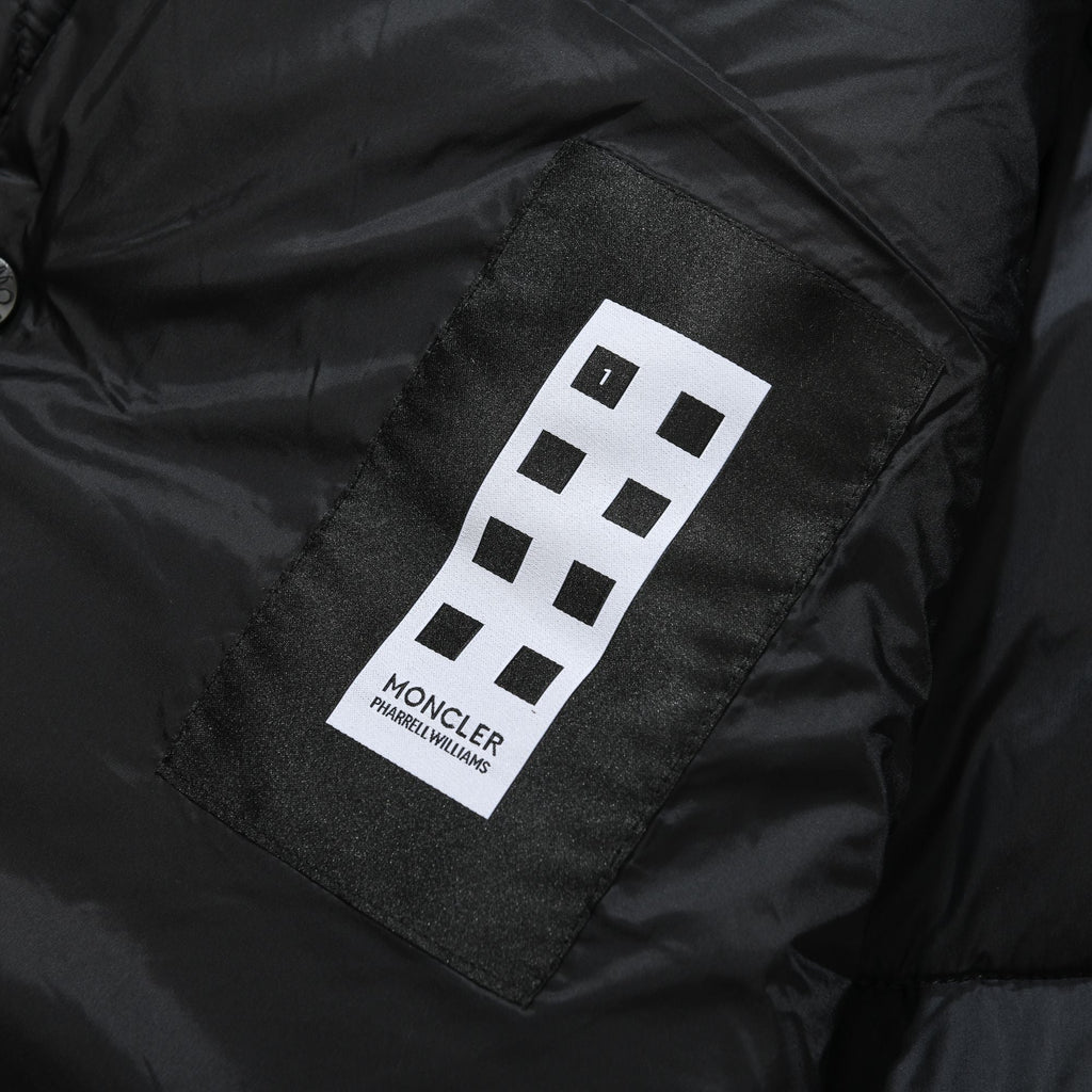 Moncler SHORT DOWN JACKET