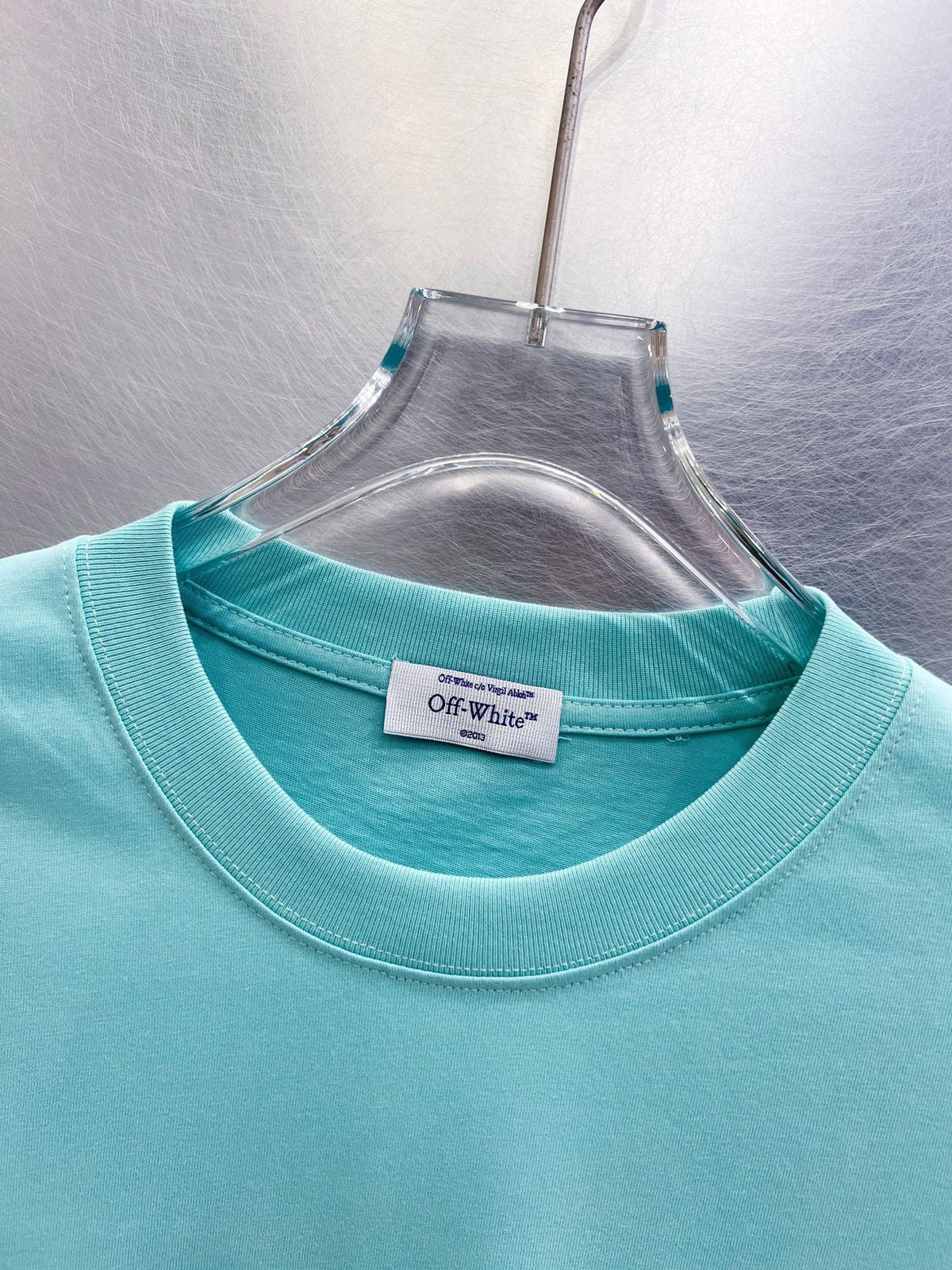 OFF-WHITE Arrow Print T-Shirts