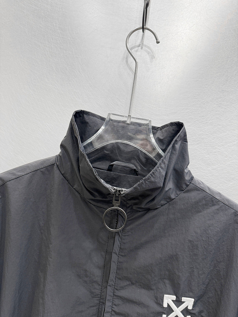 OFF WHITE Diagonal Arrow-Print Zip-Up Jacket