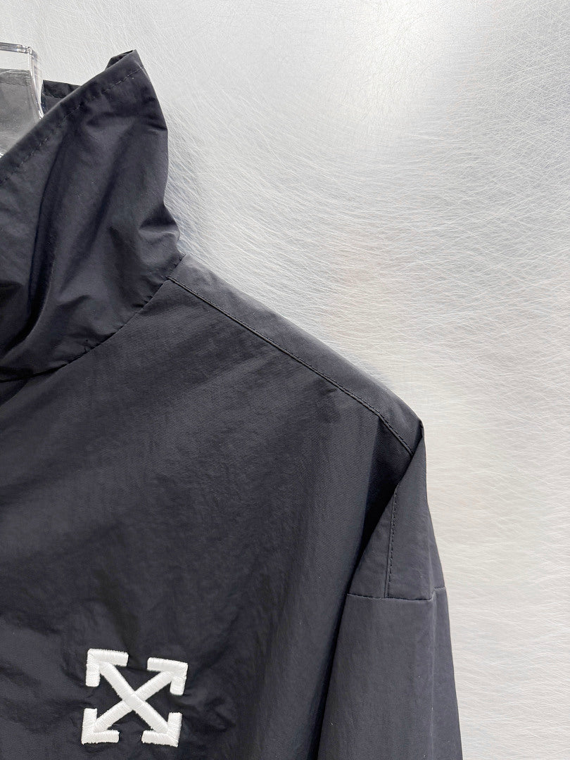 OFF WHITE Diagonal Arrow-Print Zip-Up Jacket